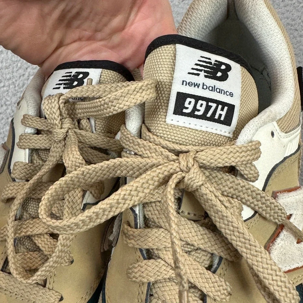 New Balance Shoes Mens 8 997H Tan Beige Cordura Sneaker Lace Up Low Top CM997HLS